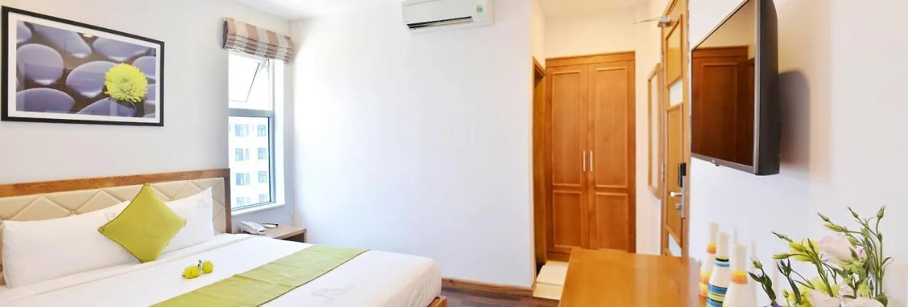 *** Hotel Hang Grand Danang Beach Vietnam