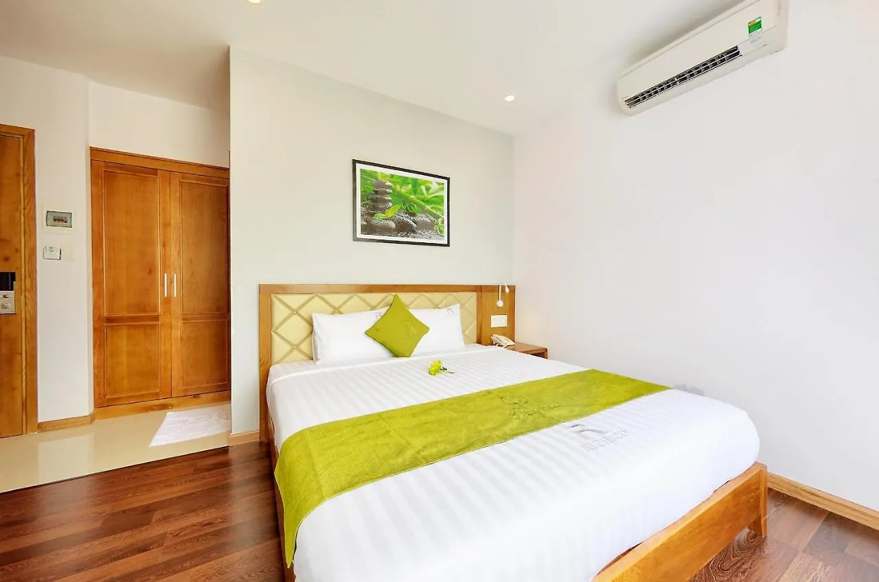 Hang Grand Danang Beach Hotel Da Nang