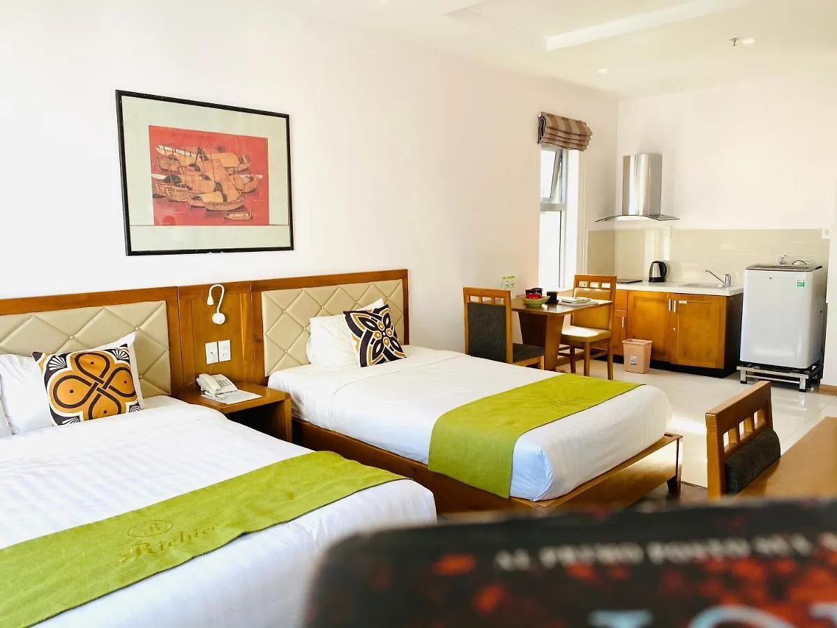 Hang Grand Danang Beach Hotel
